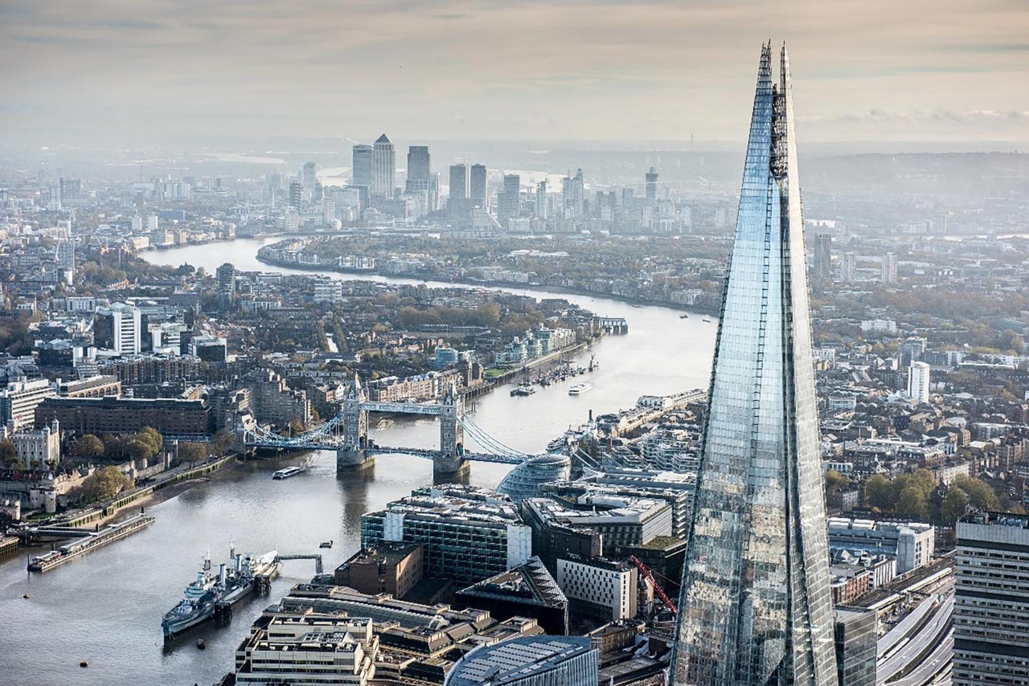 3 Bedroom Flat With Free Secured Parking In Borough Near The Shard, Bermondsey Londra