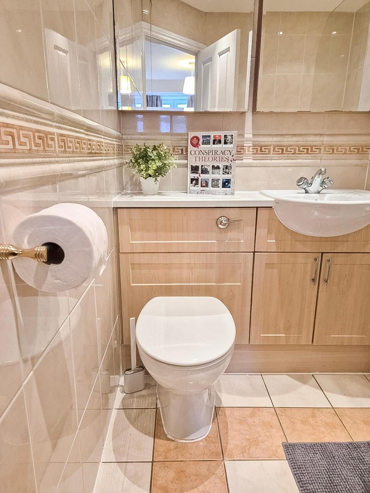 Apartament 3 Bedroom Flat With Free Secured Parking In Borough Near The Shard, Bermondsey *